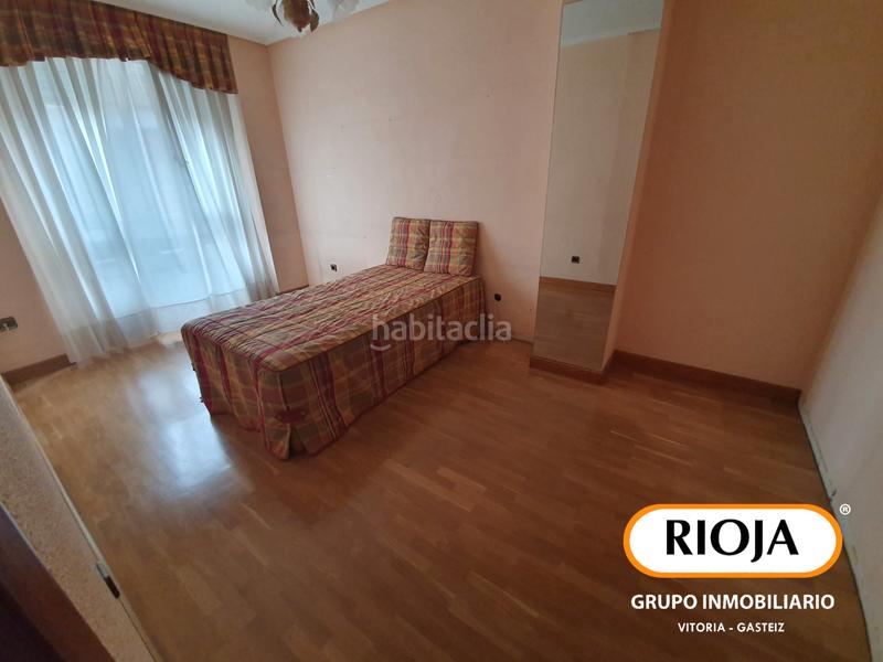Foto 2b754a78-40c9-4108-a6c6-35c77d8d0513. Appartamento con riscaldamento in Santa Lucía Vitoria - Gasteiz