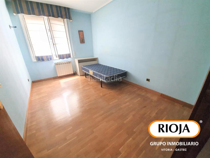 Foto f8e2b868-1ec2-4ff4-8ce3-51c32340fa86. Appartamento con riscaldamento in Santa Lucía Vitoria - Gasteiz