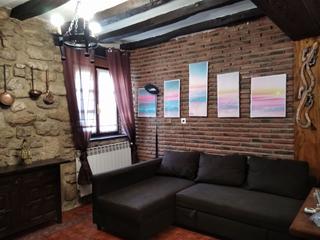 Maison à Condado de Treviño. Casa rustica en venta