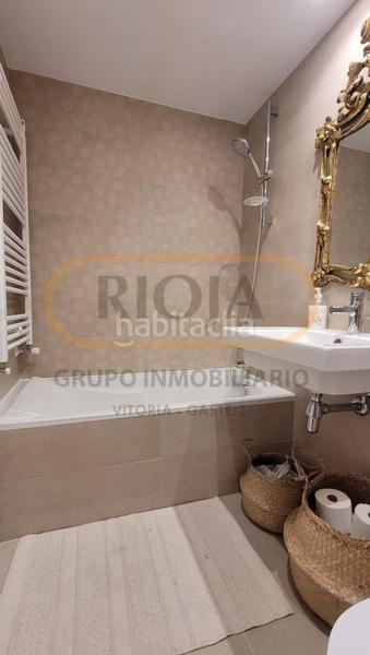 Foto 1d1b3003-8779-43b4-b7fb-f2dfc59f779b. Piso Aretxabaleta en Aretxabaleta Vitoria - Gasteiz