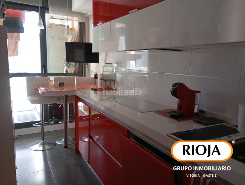 Foto 606e826b-0259-408c-8f1a-d63472fc85cc. Appartement dans Salburua - Arantzabela Vitoria - Gasteiz