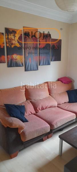 Foto 651c0b27-3bea-45e8-a3fa-4aaa91048cb0. Piso vivienda sin ascensor, con posibilidad de ponerse en Vitoria - Gasteiz