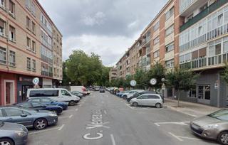 Aparcament cotxe  Venezuela kalea. Garaje en zona del pilar