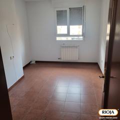 Piso  Pintore kalea. Oportunidad en pleno casco viejo
