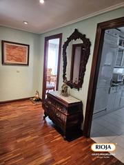 Appartement  Julian de apraiz kalea. Piso con terraza y garaje en julián de apraiz