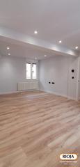 Appartement  Calle reyes católicos. Piso reformado en arambizkarra