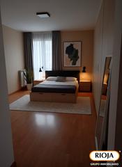 Appartement  Avenida de los derechos humanos. Amplio piso con terraza