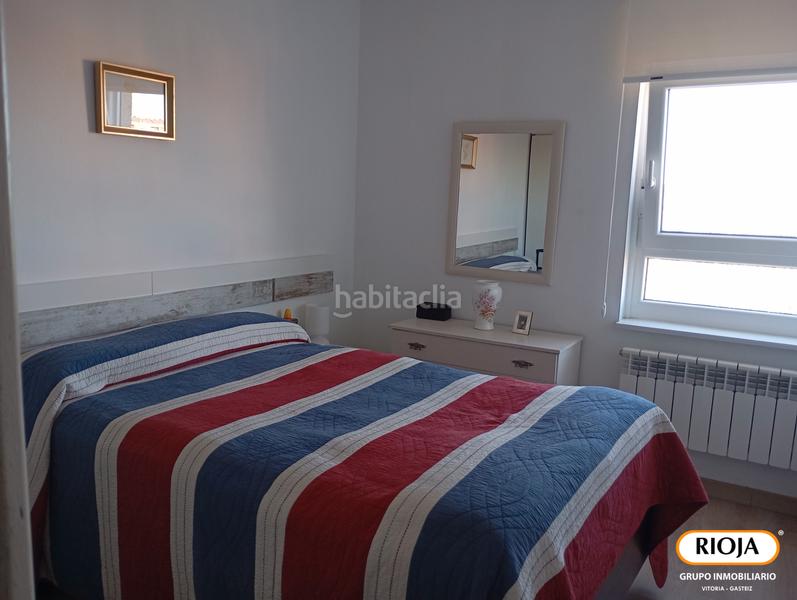 Foto 91b7e439-c1eb-4c80-88da-ca513f1ae858. Appartement avec chauffage parking dans Sansomendi Vitoria - Gasteiz