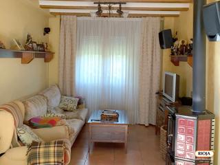 Chalet  Calle san andres. Chalet con jardín en burgueta - listo para entrar a vivir
