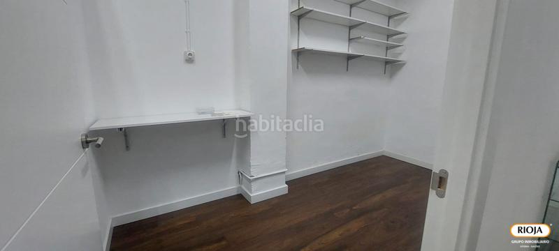 Foto b7b79a01-a51a-4d12-9383-415f7f9d31c6. Affitto locale commerciale in Desamparados Vitoria - Gasteiz