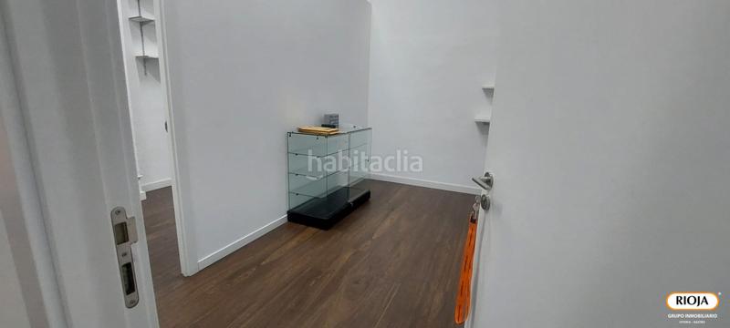 Foto 993c6876-30d4-4dbf-899a-6dbae7df50ed. Rent business premise in Desamparados Vitoria - Gasteiz