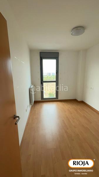 Foto 10e9446d-cd47-4afe-a873-81e13be4e753. Flat with heating parking in Zabalgana Vitoria - Gasteiz