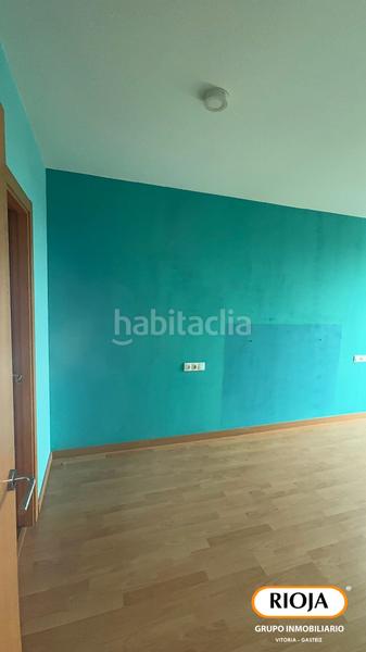Foto c4c7906c-75cd-459c-87b9-9c624974c646. Flat with heating parking in Zabalgana Vitoria - Gasteiz