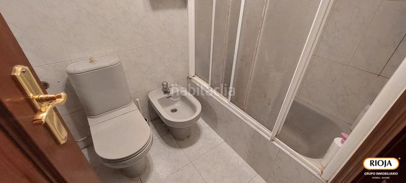 Foto 9d0cf2f5-f0fb-4c73-9b10-c1fdbc6feb51. Pis amb calefacció a Zaramaga Vitoria - Gasteiz