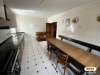 Casa  Gorbea etorbidea. Casa en gopegui con jardín de 100 m²