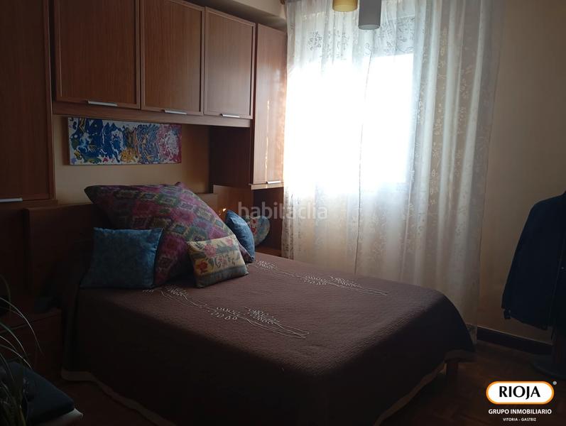 Foto 1b13fad6-11a9-4b04-9cc5-7ee63e80564f. Pis amb calefacció a Betoño Vitoria - Gasteiz