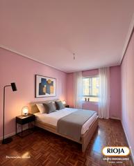 Etagenwohnung  Mauro ortiz de urbina margolariaren kalea. Luminosa y tranquila propiedad de 85 m² útiles