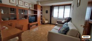 Pis  Urriaren hamabiaren kalea. Vivienda en doce de octubre con garaje incluido