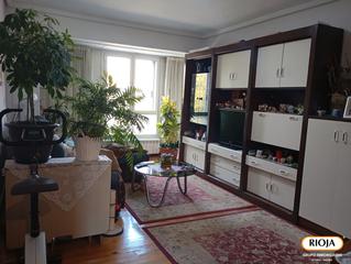 Pis  Arriagako atea kalea. Piso en arriaga