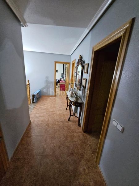 Foto 69aa2a86-d39b-4e46-8d85-426ec88530d3. Casa adossada amb calefacció aparcament a Dolores