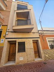 Casa  Calle calle de josé antonio larramendi. Adosado de 3 plantas en guardamar