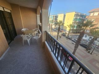 Apartament a Guardamar Playa. Piso en playa centro.