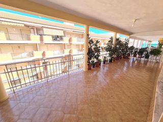 Appartement en Guardamar Playa. Piso de 4 dormitorios en zona playa