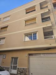 Appartement à Los Europeos. Amplio apartamento de 4 habitaciones en la mata, torrevieja