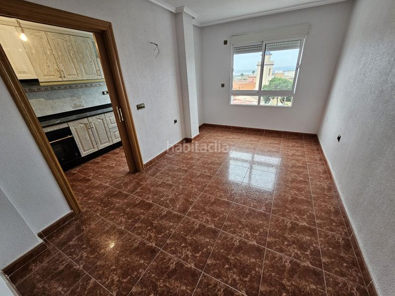 Foto bbca6fcf-03f4-4a0b-918c-389a1c83a188. Pis amb aparcament a Montesinos (Los)