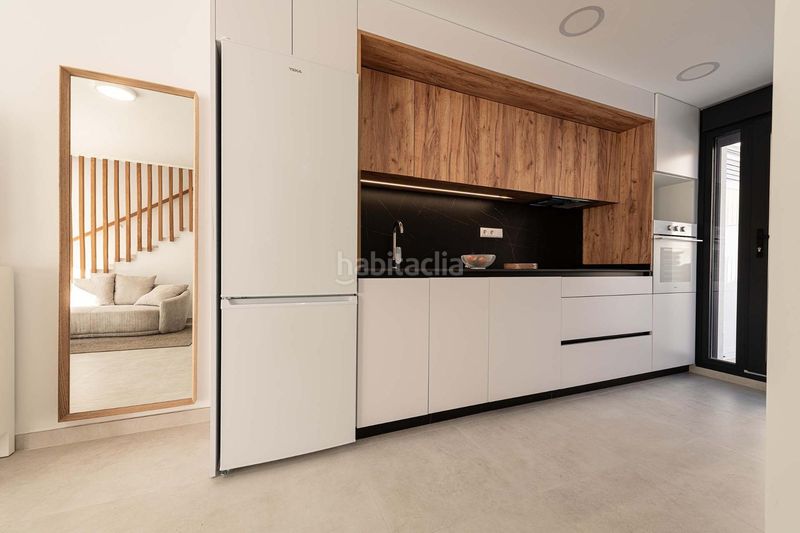 Foto 472095f2-cc79-49b8-8657-f9820e5eb27d. Casa adossada amb aparcament piscina a Cox