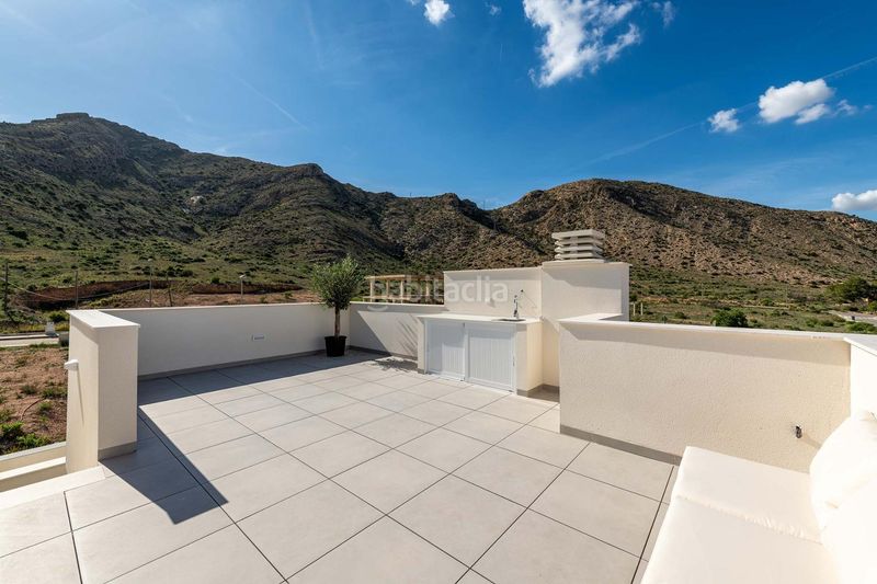 Foto 4c375cea-7221-47ac-9d28-184c76f08bd2. Casa adossada amb aparcament piscina a Cox