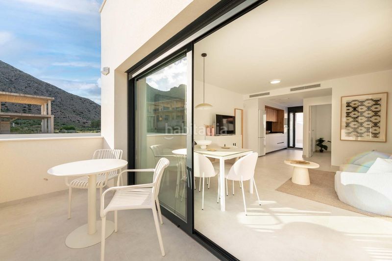 Foto 5d6f7fb8-61f3-4285-8219-dc700aa5708e. Casa adossada amb aparcament piscina a Cox