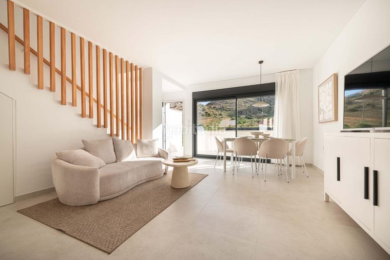 Foto 7c93a68c-bef3-4a04-9133-e371f7e8498e. Casa adossada amb aparcament piscina a Cox