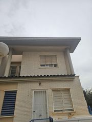 Chalet en Puerto Deportivo