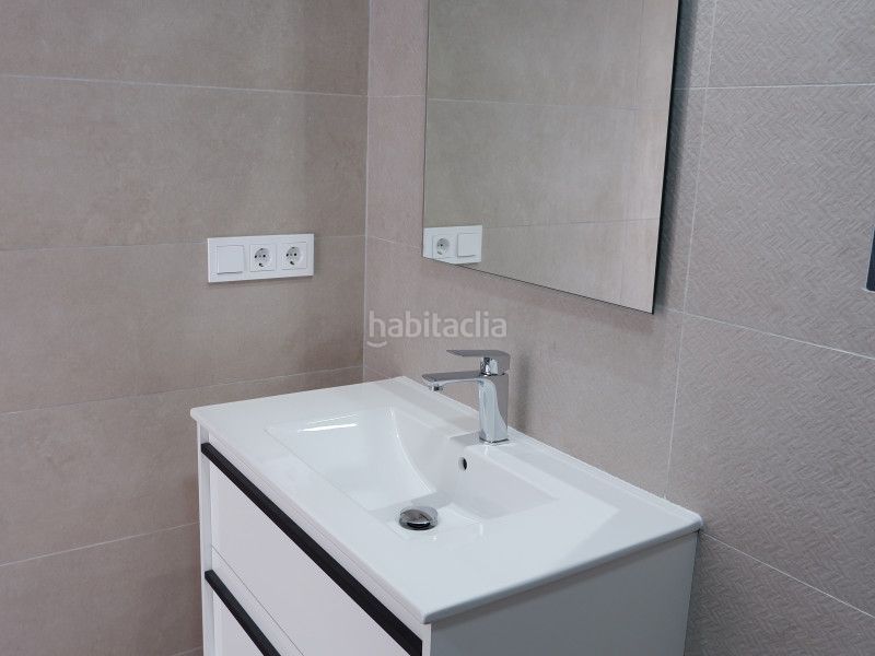 Foto 47859a5a-577f-4b74-b333-4b3e5c893bcd. Chalet con piscina in Benijófar