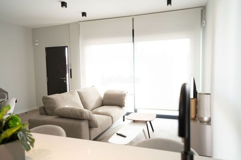Foto 5adc6575-c9ac-4b6a-be13-319d4c5f9660. Apartament amb piscina a Los Almendros Orihuela