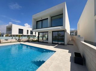 Chalet in Monte Faro-Altomar II