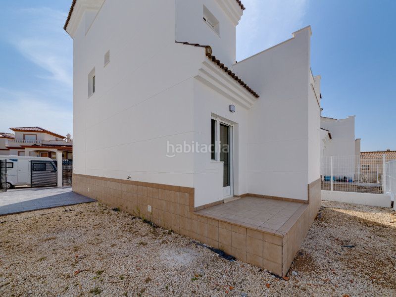 Foto 5113b0b6-4569-4dba-9377-d62f850bc7f2. Xalet amb piscina a San Fulgencio