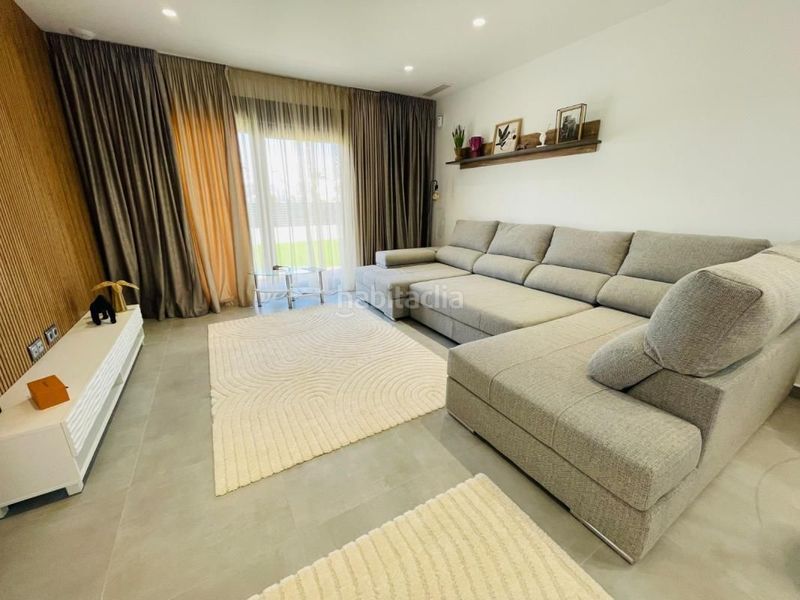 Foto 1a6f9c25-6fca-4403-9350-315ae4227517. Chalet in Aguas Nuevas Torrevieja