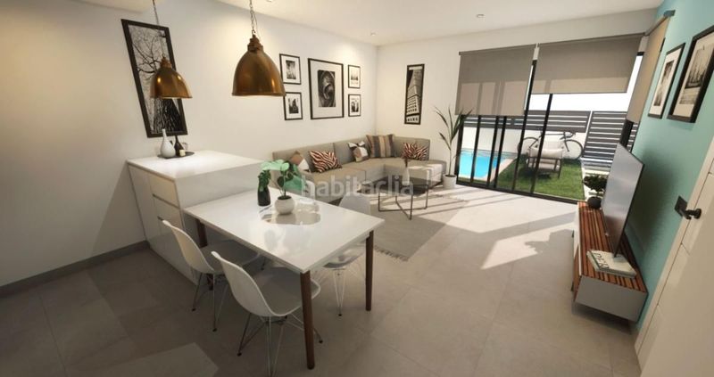 Foto e9c1f839-a4be-42ae-b700-dd6b723a0b45. Chalet en Centro Alcázares (Los)