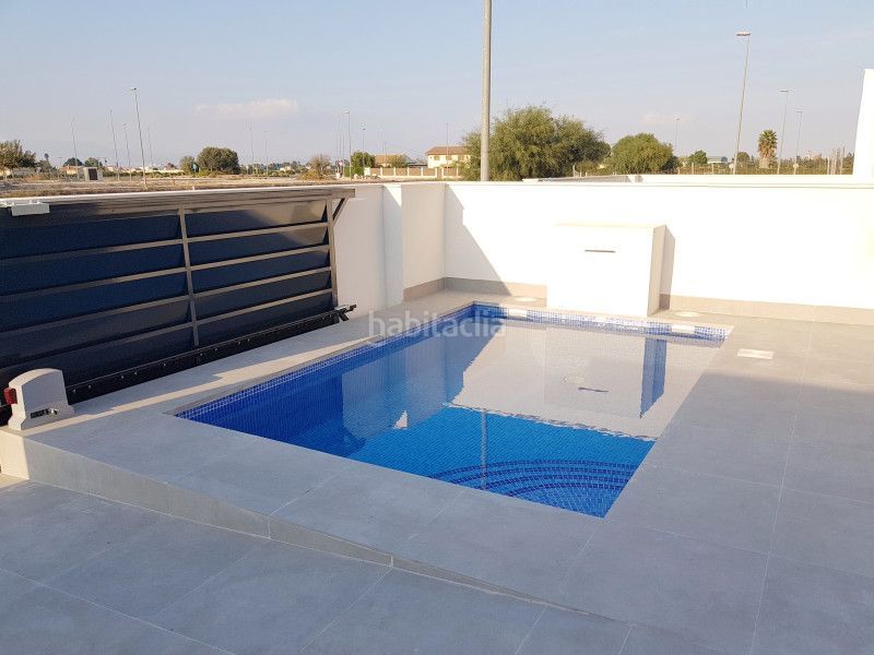 Foto e9109e45-5985-4831-b38d-3457153ccad9. Casa adossada amb piscina a Daya Nueva