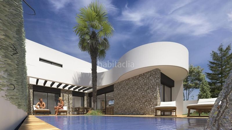 Foto e5cbe189-da40-4697-a84f-b21bdd5f329c. Chalet con piscina in Almoradí