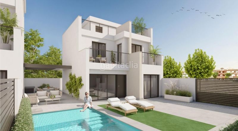 Foto 9e26b090-9e2a-4964-9b77-4deb1c40a942. Chalet en San Javier San Javier