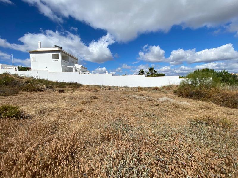 Foto 1251aea1-2ded-4210-822a-aefb7dd35091. Terreny residencial a calle miguel de unamuno 3719 a Ayamonte