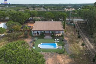 Masia en Cartaya. Vive rodeado de naturaleza a slo 5 minutos de cartaya