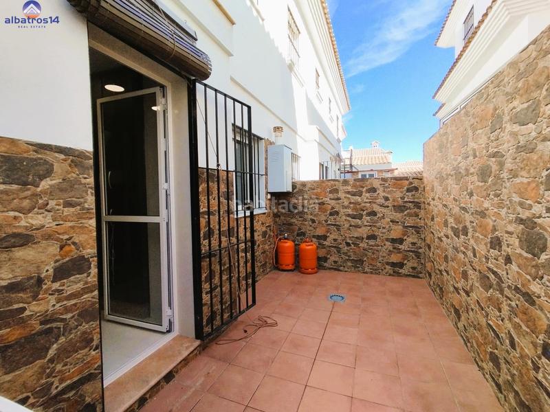 Foto 1c654f4e-6e74-4886-976c-b11bc342233b. Casa adossada amb calefacció piscina a El Portil