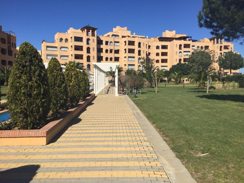 Foto 9e4f8b6d-d833-4a04-8510-c1878f668850. Apartament amb calefacció aparcament piscina a Isla Canela Ayamonte