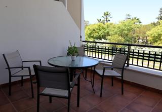 Flat  Calle coquina. Apartamento moderno con terraza, piscina y garaje a pasos del ma
