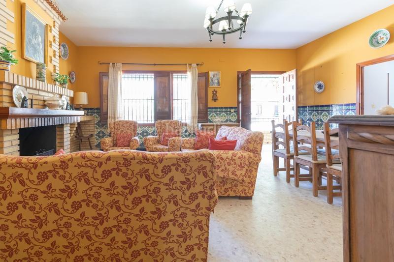 Foto f939daec-5db5-4f2f-991f-59ea4998ce86. Casa amb calefacció aparcament a El Rocío Almonte