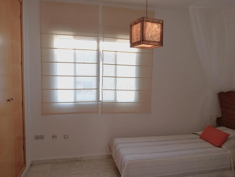 Foto e3567b84-7a51-4e97-8491-3bb1d873dbd1. Casa adossada amb calefacció aparcament piscina a El Portil